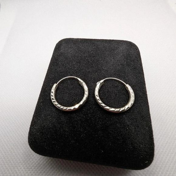 Sterling hoops - Picture 2 of 3